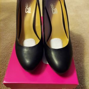 9 and company black stiletto heels